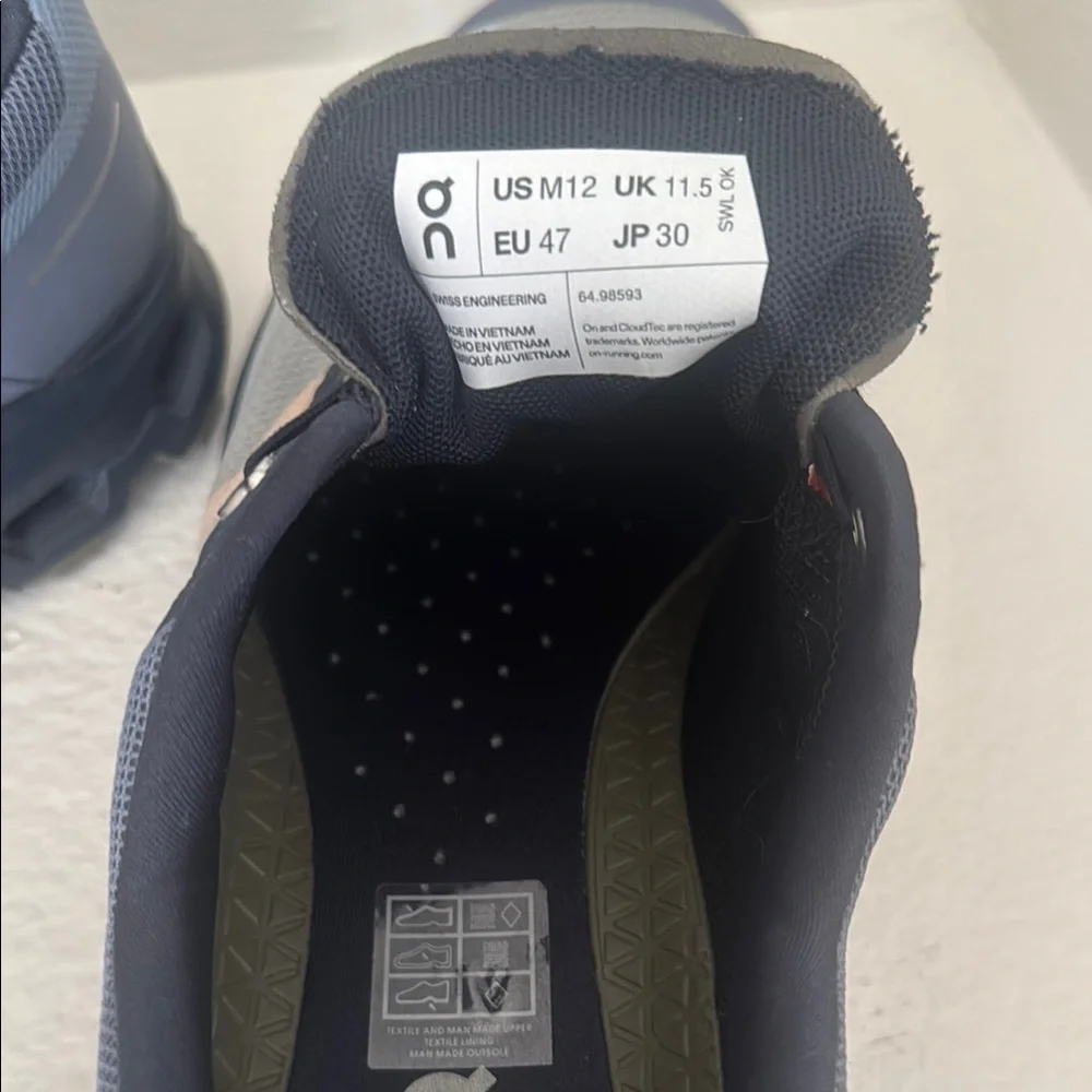 On Running Men's Cloudvista Gray with Peach Accent Training Shoes